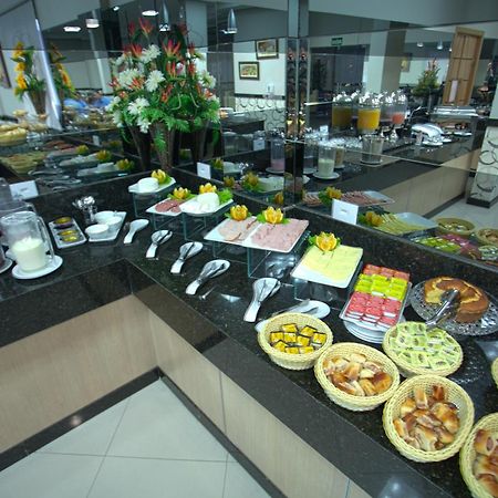 Skala Traveling Hotel Cuiaba  Bagian luar foto