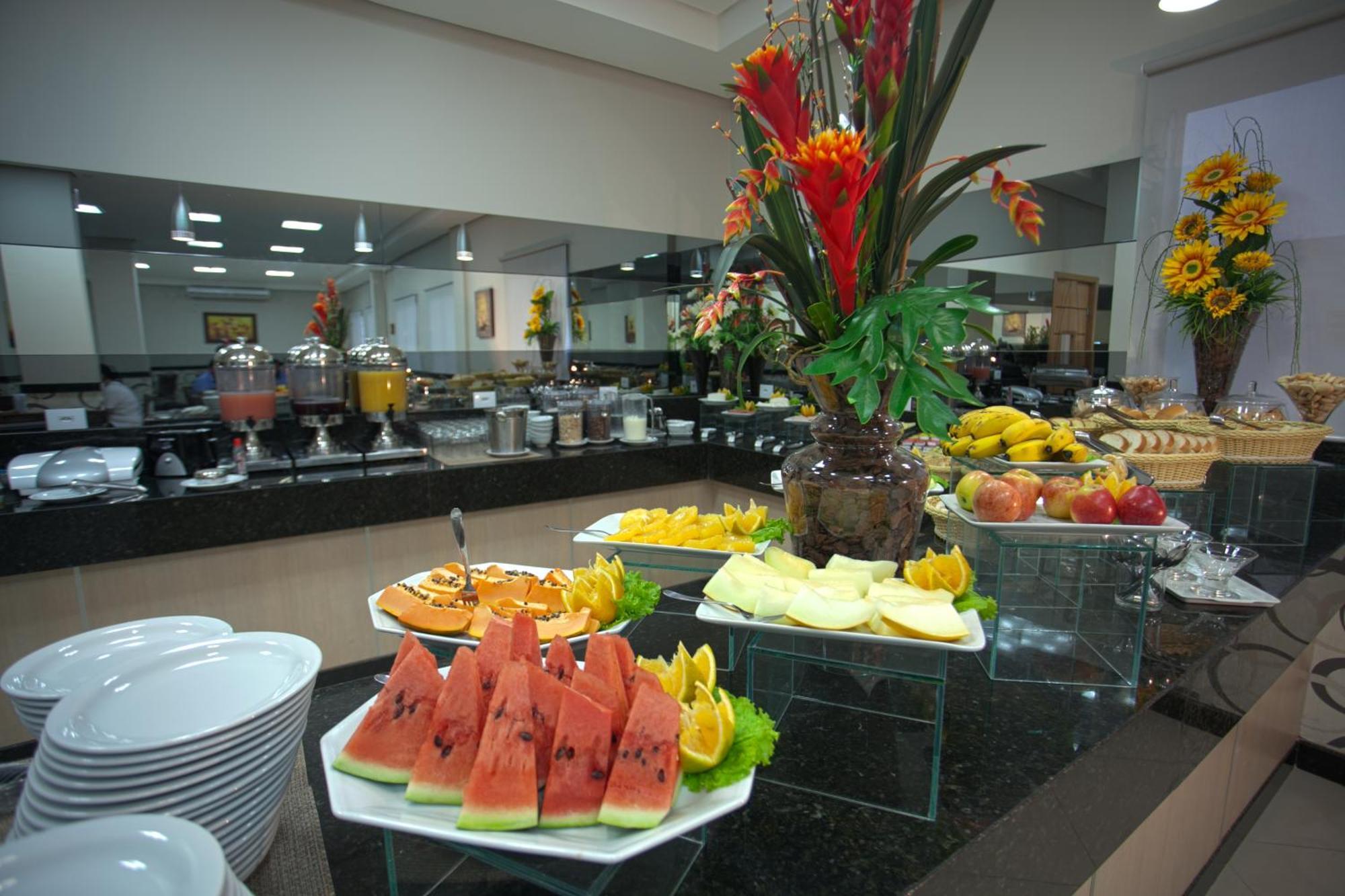 Skala Traveling Hotel Cuiaba  Bagian luar foto