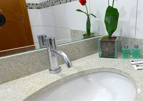 Skala Traveling Hotel Cuiaba  Bagian luar foto